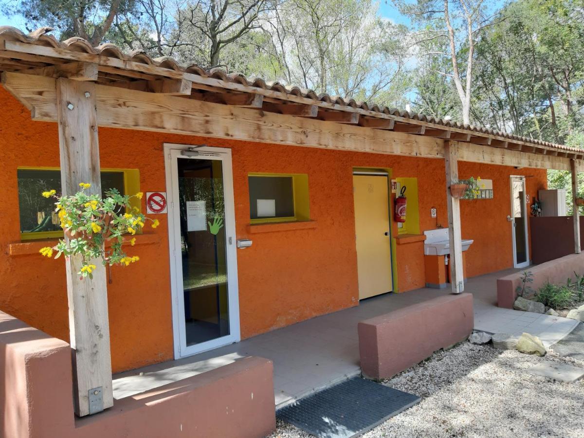 De La Chapelette Parque de Campismo 3*